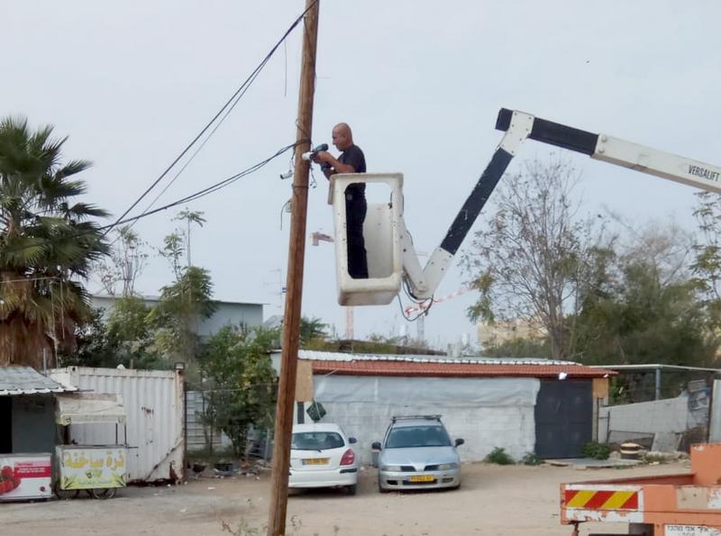 פירוק מצלמות פירטיות בשכונת ס.ח.