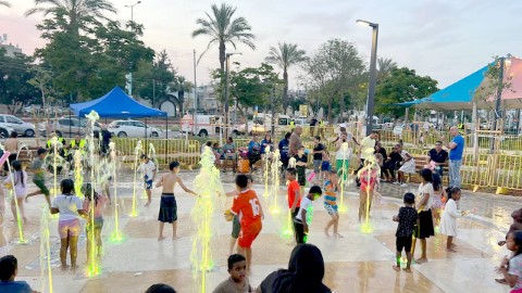 לכבוד חג המים: מזרקת שטוצרים מפוארת ומושקעת נחנכה בלוד