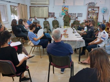 מוכנים בשגרה-מוכנים בחרום: פיקוד העורף נפגש עם נציגי העמותות והארגונים בלוד
