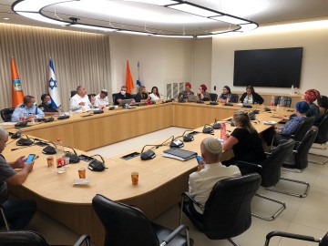 למען הביטחון האישי: פעילות מלוד נפגשו עם ראש העיר ופיקוד המשטרה