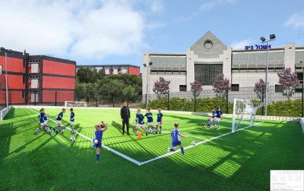 בתקן אירופי, תאורה וסימון: עיריית לוד מקימה מגרש כדורגל חדש בתיכון אורט