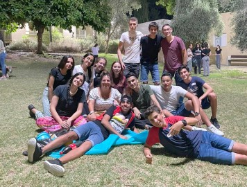 מחלקת הנוער בלוד השיקה תכנית מד"צים (מדריכים צעירים) עירונית!