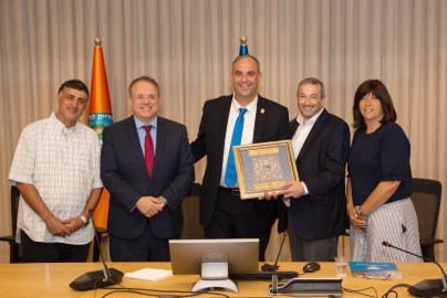 מארה"ב ללוד: סטודנטים מ"ישיבה יוניברסיטי" התנדבו עם חניכיי הקייטנות בעיר
