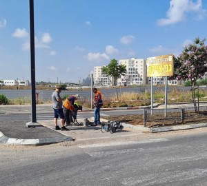 אגף הביטחון בעיריית לוד החל בעבודות תשתית להתקנת מצלמות ביטחון בשכונת 'גני איילון'