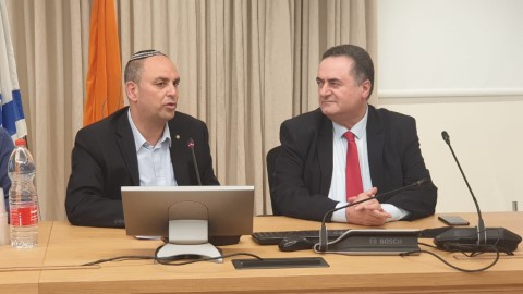 דואג לתקציבים, סיוע ותמיכה כלכלית: שר האוצר ישראל כ"ץ ביקר בעיר לוד