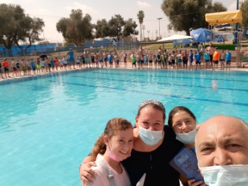 150 מילדי העיר לוד סיימו בהצלחה סדנת שחייה בבריכה העירונית 'ניו-ליג'