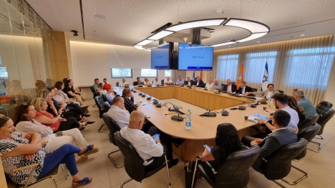 שר החינוך ביקר בלוד ובישר על תקצוב 8 מיליון ₪ לטיפול הנקודתי בחינוך לוד