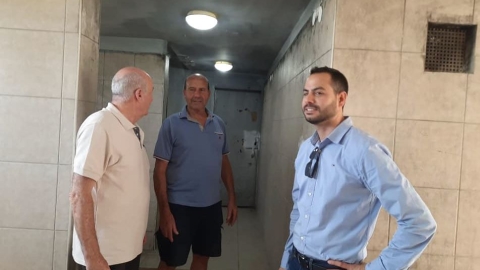 בלוד מציעים אלפי שקלים לוועדי בתים לחידוש תשתית החשמל בחדרי המדרגות