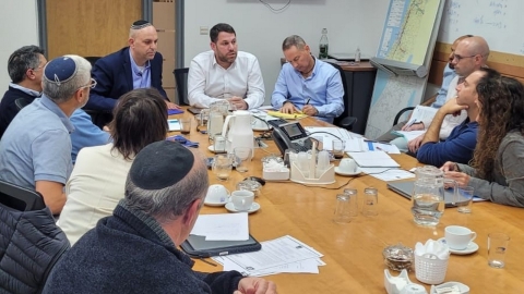 אור ירוק לעתיד מהיר ונגיש: פגישה בירושלים לקידום התחבורה והכבישים בלוד