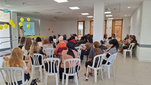 לדעת להתמודד: יום עיון לצוותי הגיל הרך בלוד על "ילדות בצל המלחמה"