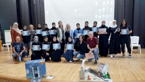 תלמידות מבתי הספר בלוד השתתפו בפאנל חקר המדע באשכול הפיס