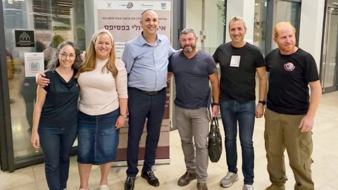 תא"ל עופר וינטר הרצה בלוד על הקשר בין 'חרבות ברזל' ושחרור לוד – לרגל 76 שנים למבצע ההיסטורי