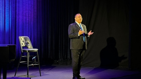 'המנוי המצחיק' 5 בלוד נפתח בהופעה מגלגלת מצחוק של הסטנדאפיסט אלי יצפאן