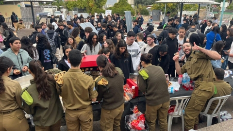 התיכוניסטים מלוד בכנס מכינות צבאיות ושנת שירות