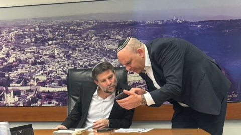 שר האוצר בפגישה עם עו"ד יאיר רביבו: "כשיש ראש עיר יסודי ונמרץ כמוך - אנחנו רתומים לסייע"