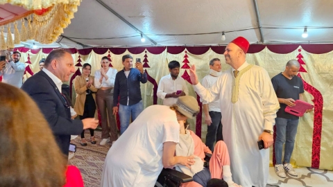 'תרבחו ותסעדו': המונים בחגיגות ה'מימונה' המסורתיות של לוד – עם צאת חג הפסח