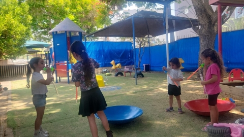 עיריית לוד מסייעת לתושבים בעת המלחמה והקימה שמרטפיות לילדי העובדים החיוניים