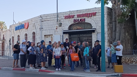 פסיפס טעמים: עשרות בילו בסיור טעימות תיירותי בלוד