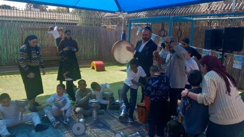 חגיגות ט"ו בשבט בלוד: חג אילנות מלא חוויות למידה ויצירה 