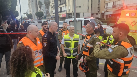 דוברות עיריית לוד, 14.3.26, שעה 16:50: שבר יירוט נפל במרכז העיר – אין נפגעים, נזק קל לרכוש