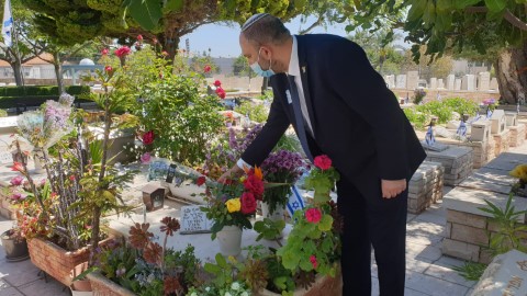 ונזכור את כולם: לוד התייחדה עם זכרם של חללי מערכות ישראל ונפגעי פעולות האיבה