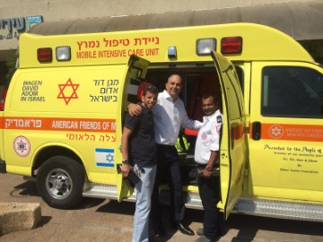 שתי ניידות טיפול נמרץ חדשות בצי כלי הרכב של מד"א בלוד וברמלה