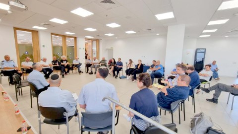 לומדים מהשטח: הוועדה להקמת המשמר הלאומי לישראל ביקרה בלוד