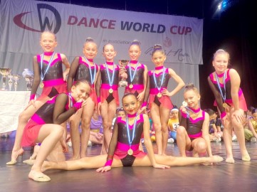 רקדניות סטודיו "ספקטור דנסינג" זכו במקום הראשון במוקדמות גביע העולם בריקוד