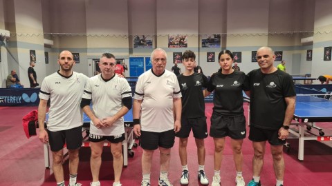 קבוצת הבוגרים של הפועל לוד בטניס שולחן הביסה את מעלה אדומים