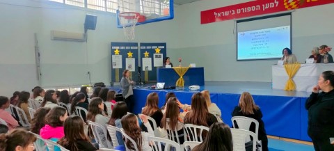 התמדה וחתירה למצוינות: פאנל דוקטוריות - מדעניות בבית הספר 'הראל' בלוד