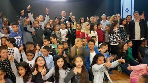 98 ילדים וילדות תושבי לוד קיבלו מחשב בטקס סיום פרויקט "מחשב לכל ילד"