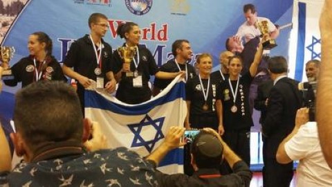 הלודאים טובים גם בקרב מגע