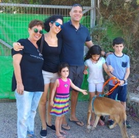 תעודת הוקרה מעמותת אס.או.אס לכלבייה העירונית בלוד