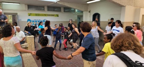 ביה"ס 'לוי אשכול' בלוד אירח את המשלחת הבינלאומית של תורמי 'קרן היסוד' בישראל