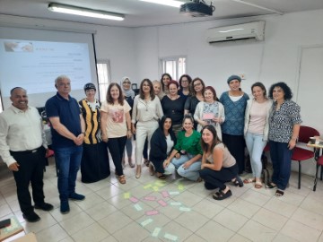 עושה שלום: תושבי לוד ועובדי העירייה סיימו בהצלחה קורס גישור