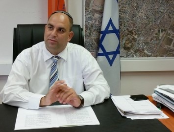 ראש העיר יאיר רביבו: "ב-2017 לא נעלה את המיסים בלוד"!