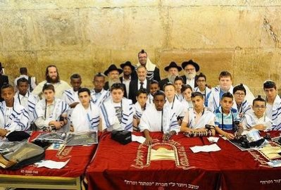 לוד ורומא התאחדו בעריכת בר-מצווה ל-30 חתנים