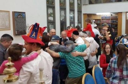 אורה ושמחה בבית חב"ד שערי עליה בלוד