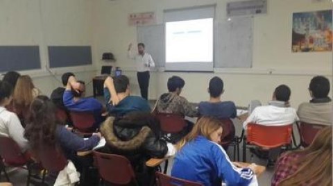 בתיכון דרכא בלוד משקיעים היום ביזמים של המחר
