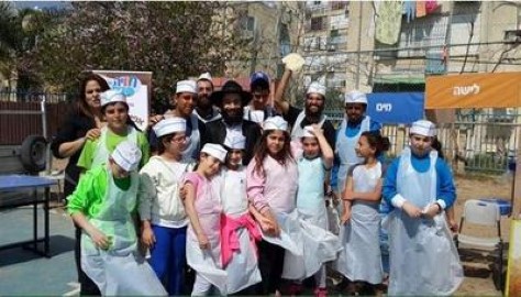 בבית חינוך "המעפילים" בלוד כבר אופים מצות