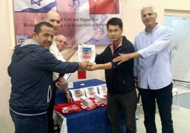 הפועל לוד בטניס שולחן ארחה מאמן בכיר מסין