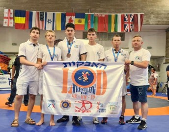 3 מדליות למתאבקי לוד במשחקי המכביה ה-21