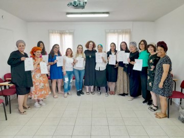 11 מנהלות מעונות ילדים בלוד סיימו בהצלחה קורס מיומנות גישור