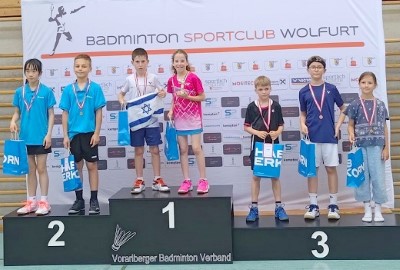 הזהב והכסף בבדמינטון למשפחת שרגא ממכבי לוד