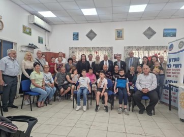 שי לפסח ל-27 משפחות שעלו מאוקראינה