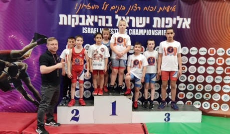שלל מדליות לחניכי מועדון ההיאבקות של הפועל לוד באליפות ישראל עד גיל 13