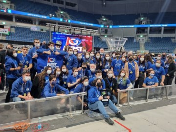 קבוצת הרובוטיקה של מדעים לוד תמריא ליוסטון לתחרות העולמית