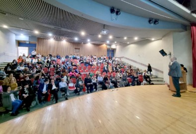 אנשי מקצוע מתחומי הרווחה, החינוך והבריאות בכנס 'הגיל הרך תחילה' בלוד