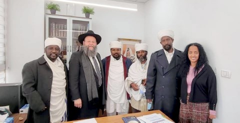 קייס ירגה אייסה נבחר לכהן כמנהיג הרוחני לעדה האתיופית בלוד