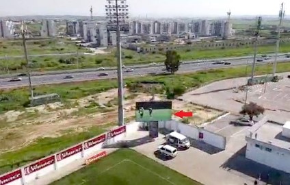בהשקעה של כ-400,000 ש"ח: מסך דיגיטלי ענק הותקן באצטדיון העירוני בלוד
